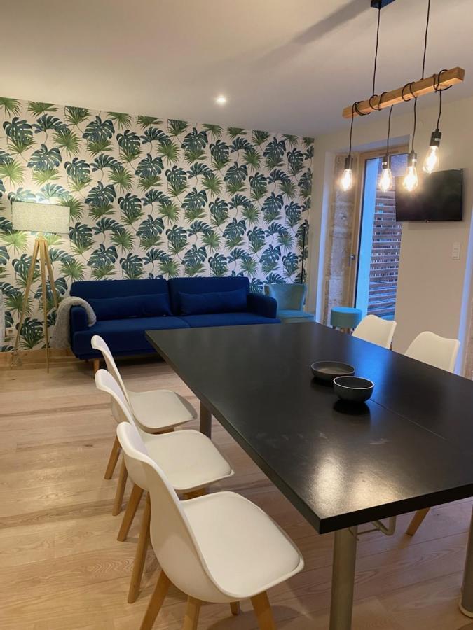 Une Evidence Tendance Et Design Ornans Eksteriør billede