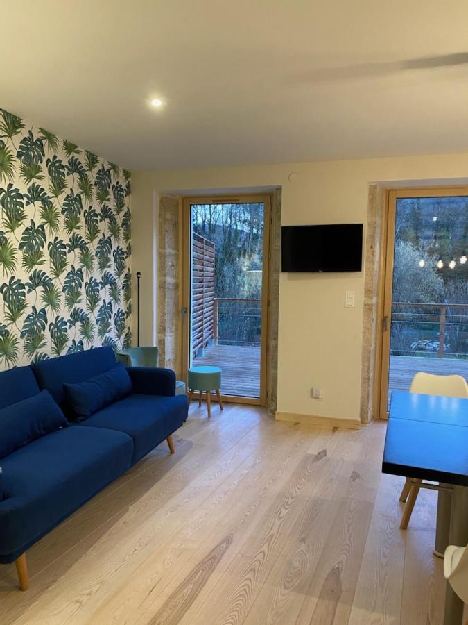 Une Evidence Tendance Et Design Ornans Eksteriør billede